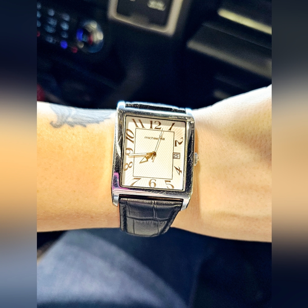 MICHAEL HILL Womens Watch 9196 Swiss Movement Rose Gold Numbers VINTAGE